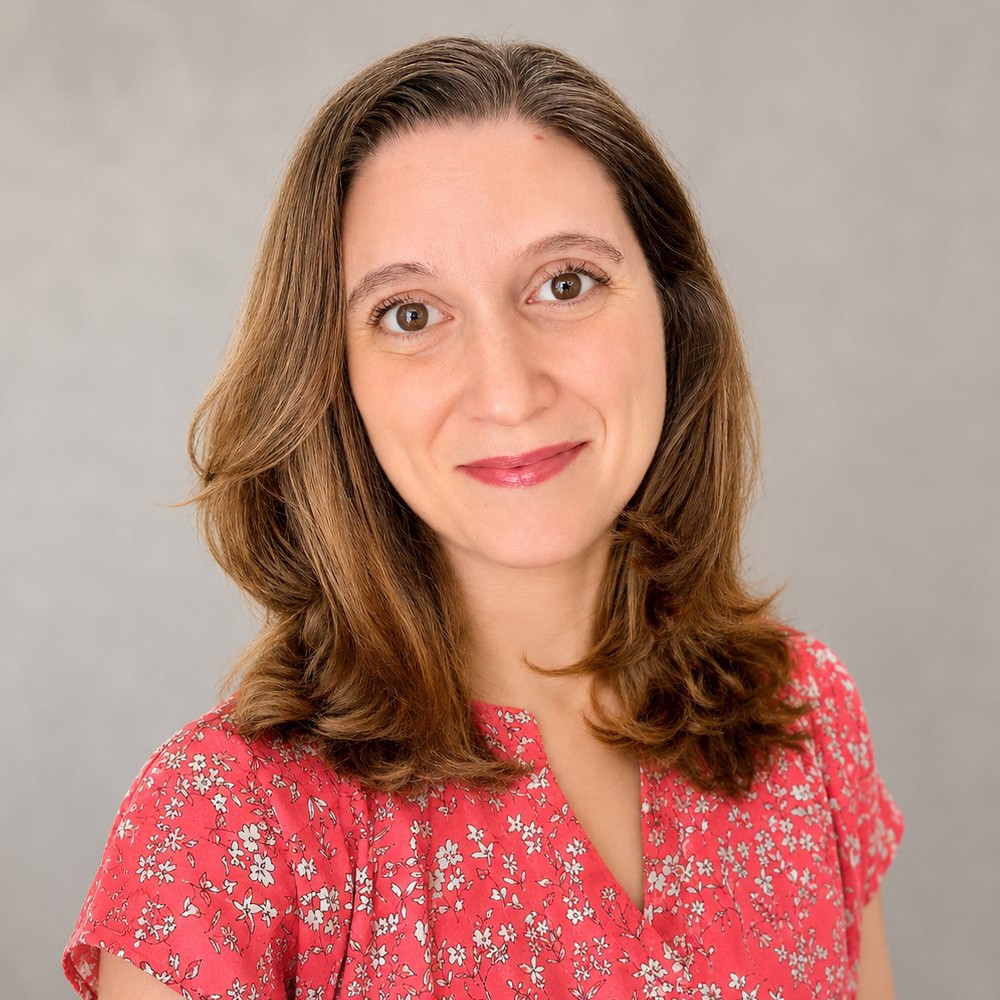 Leah Hultenschmidt headshot