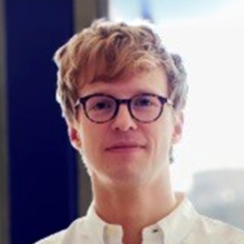 Headshot of NYU SPS faculty member William Hunter