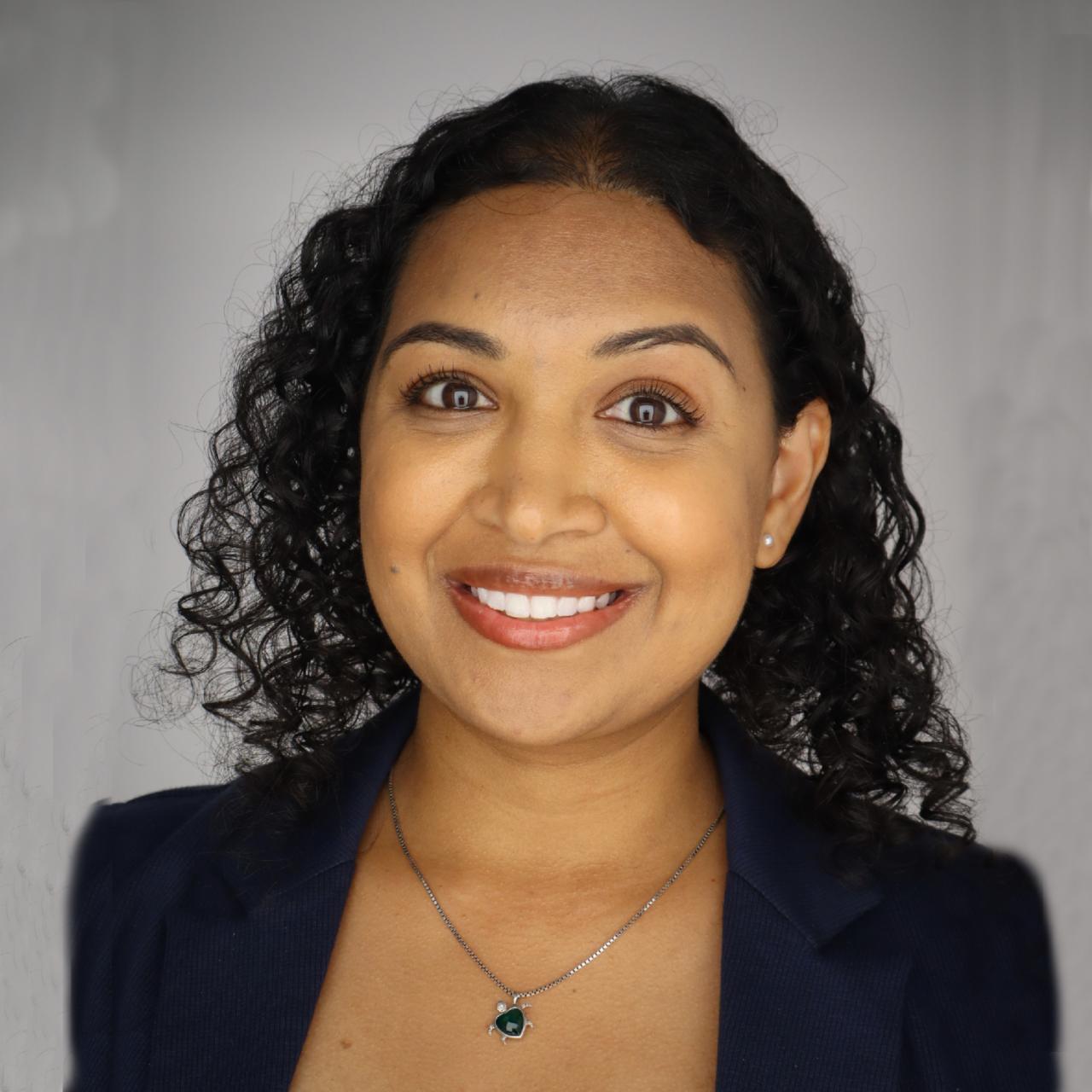 Swathy_Murri_Headshot