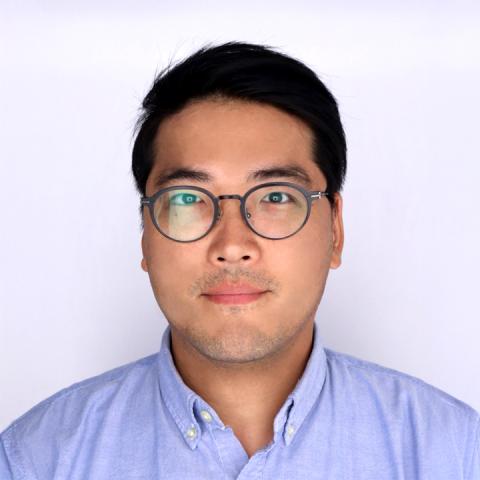 Eddie Bae headshot