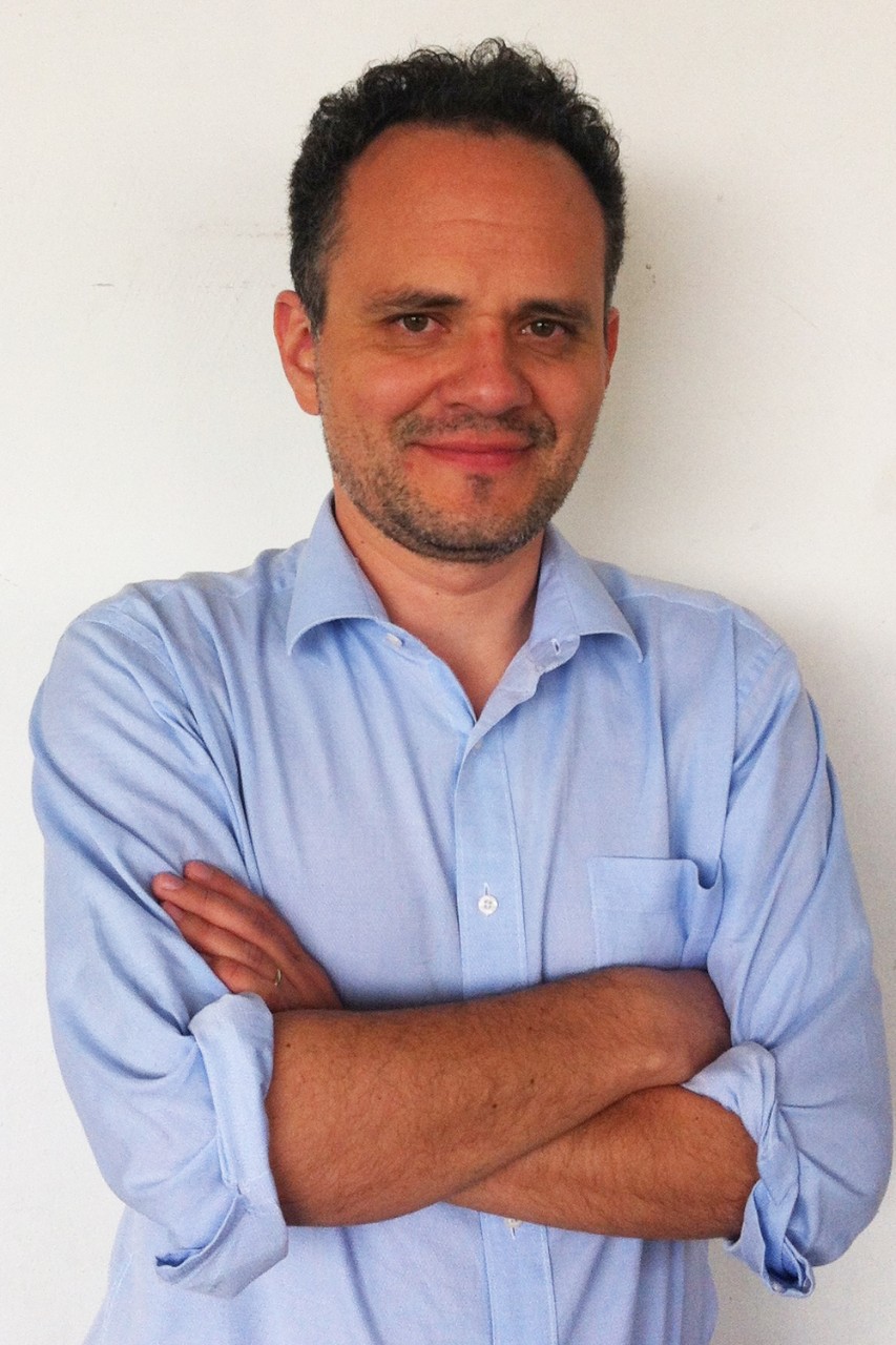  Adrián Puentes, Center for Publishing, Writing, and Media