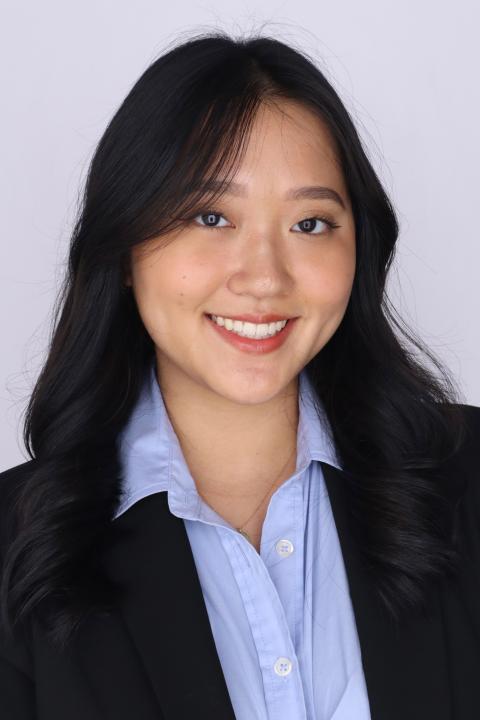 item.storyPage.activeImage.alt || true