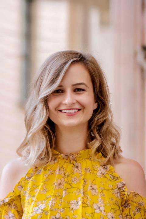 item.storyPage.profileImage.alt || true