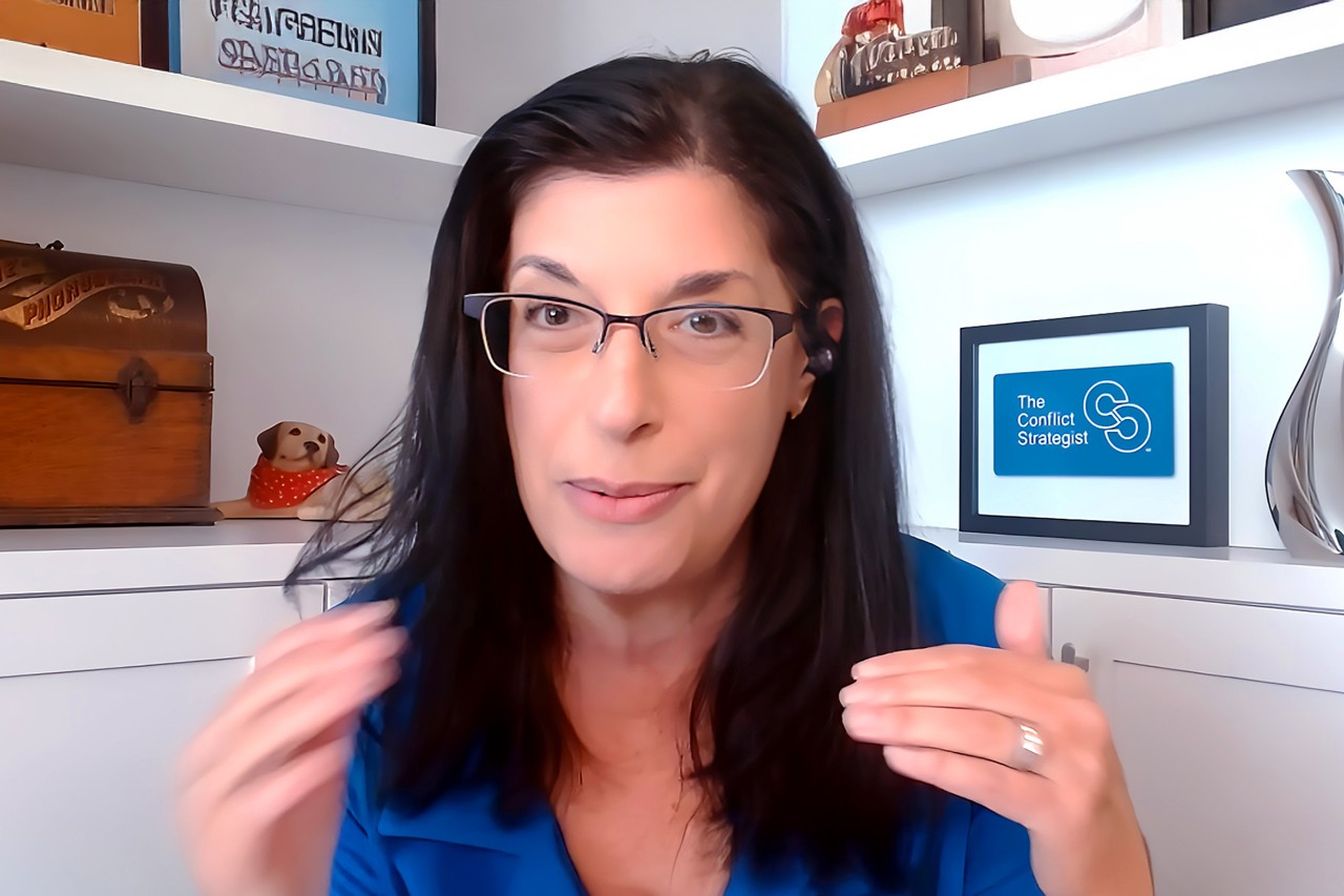 NYU SPS CE instructor Leslie Nydick smiles in a screen grab from one of her Certificate in Human Capital Management online classes