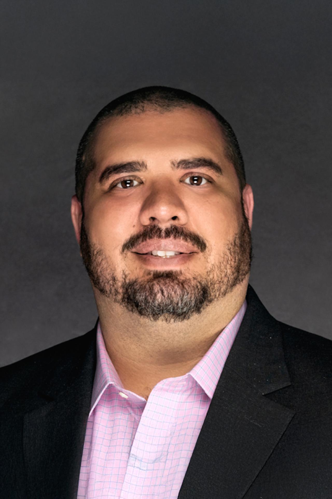 NYU SPS CE instructor Nicholas Martinez smiles for a headshot