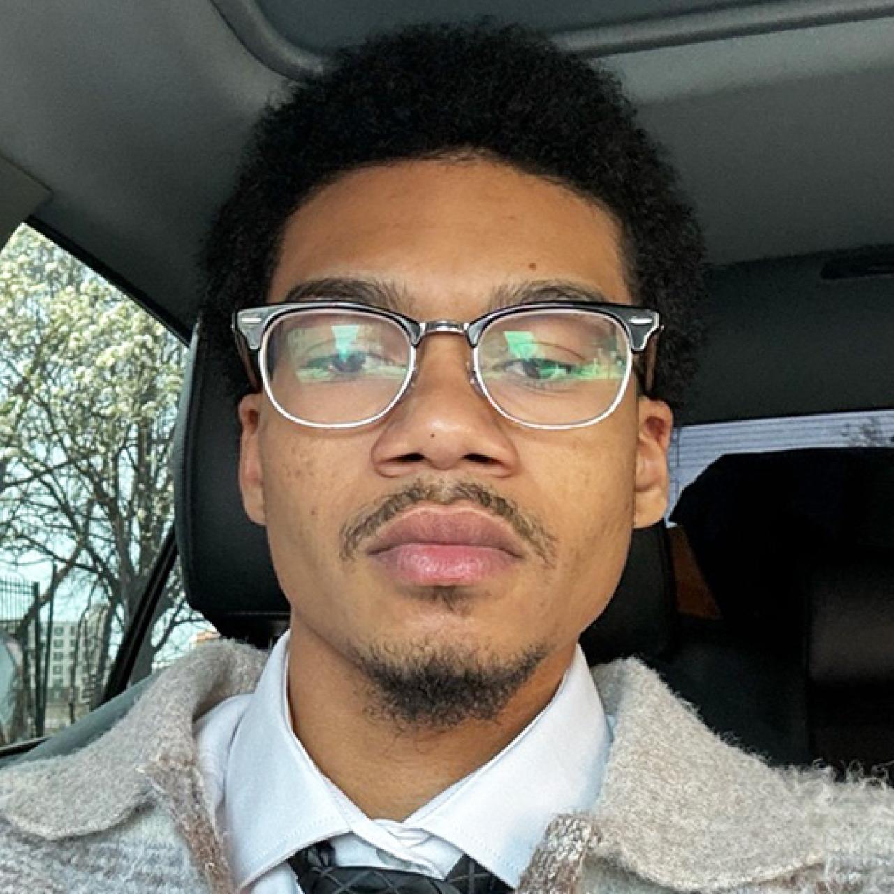 Headshot of Angelo Diaz