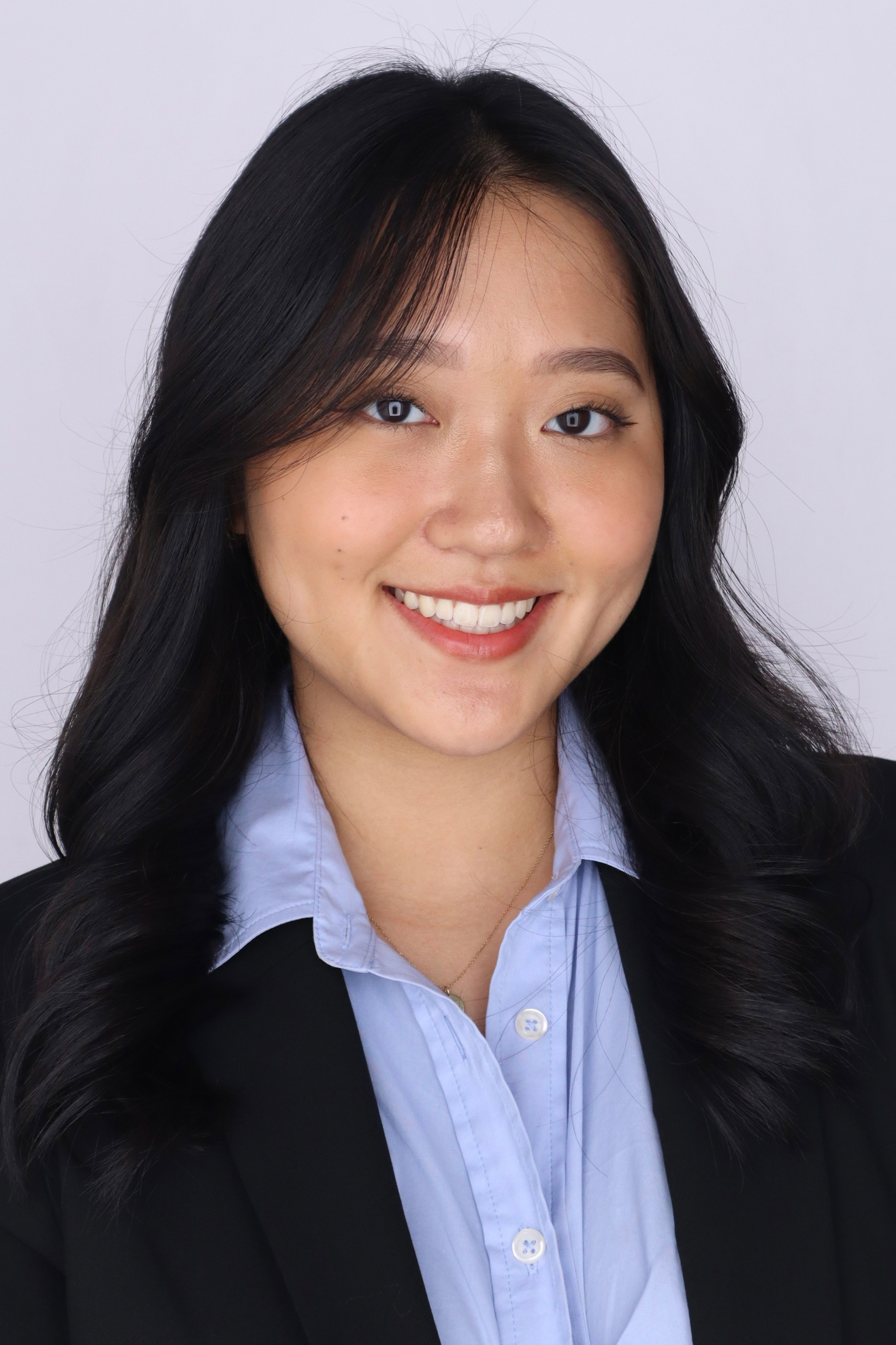 Hannah Choi headshot
