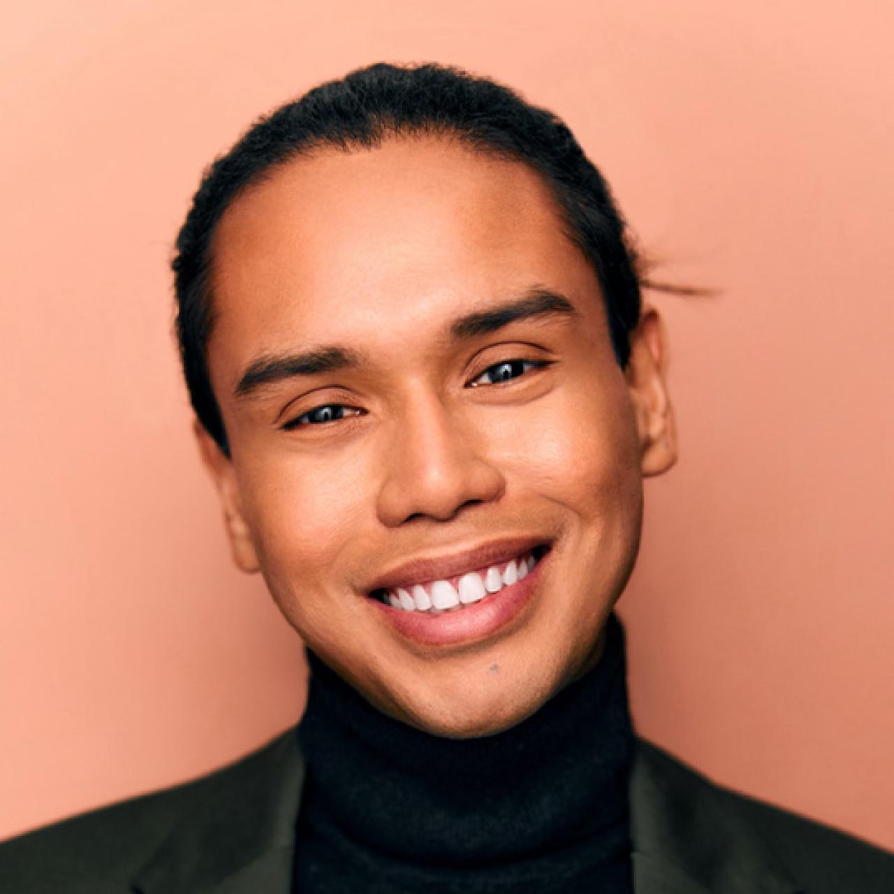 Headshot of Prince Gregorio.