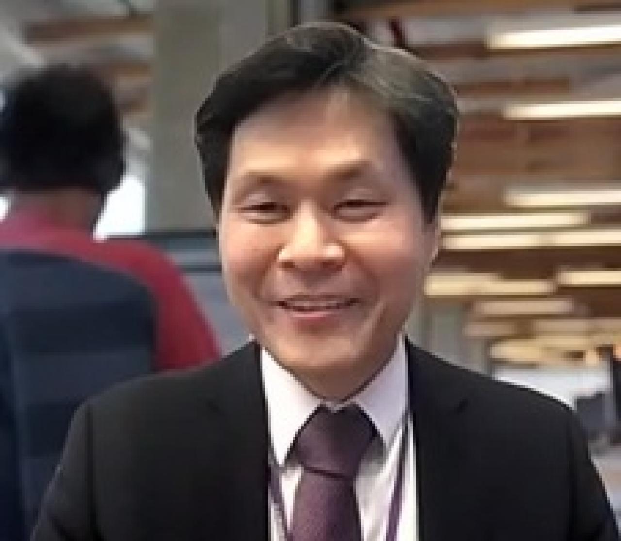 Hui Soo Chae headshot